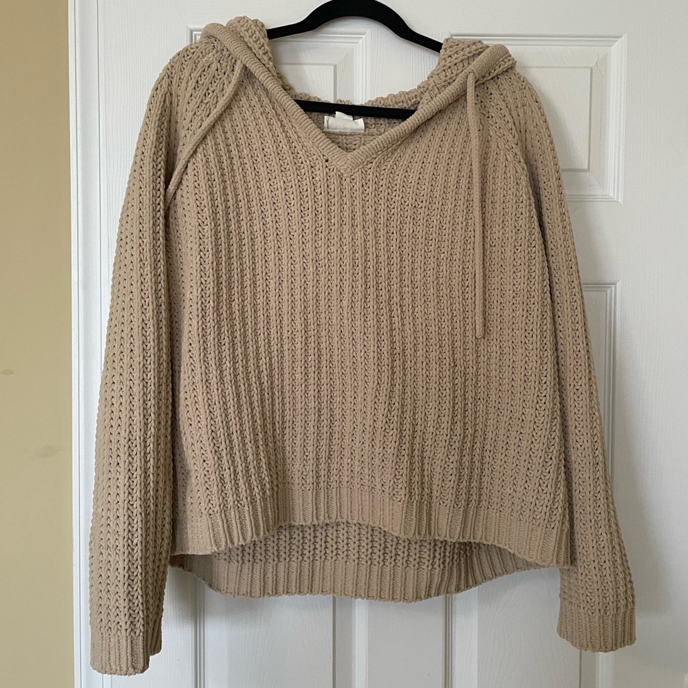 EUC Loft Lounge Beige Tan Quilted Style V- Neck Hoodie